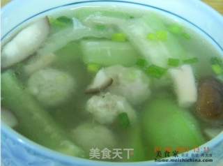 香菇丝瓜肉丸汤的做法步骤：8