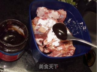 美味家常 黑木耳焖排骨的做法步骤：2