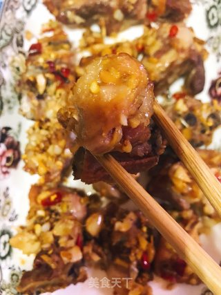 只耗时不费事的烤箱版蒜香排骨的做法