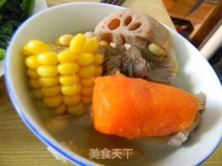 猪脊骨玉米莲藕汤的做法步骤：8
