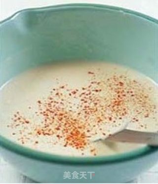海鲜葱饼的做法步骤：2