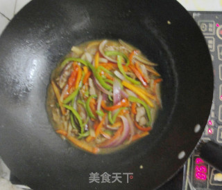 五彩缤纷—蚝油牛肉乌冬面的做法步骤：5