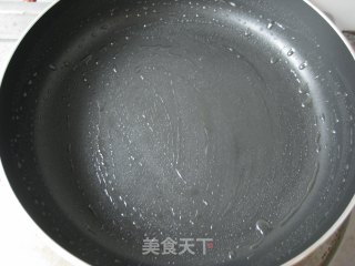 超人气街边小吃—鸡蛋卷饼的做法步骤：2