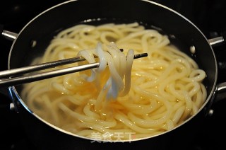 ＸＯ酱炒海鲜乌冬面的做法步骤：12