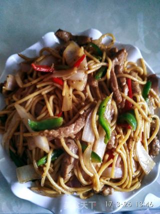 黑椒牛肉炒意粉的做法