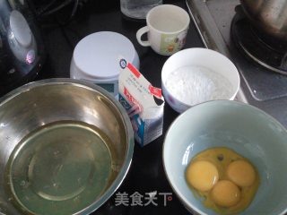 水果蛋糕的做法步骤：1