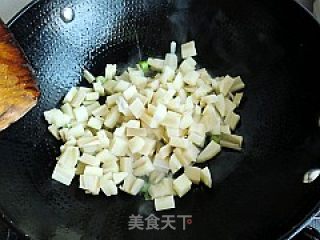 麻辣藕丁的做法步骤：5
