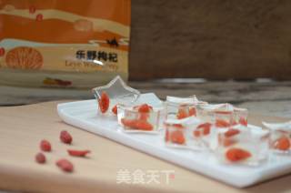 枸杞冰粉冻的做法