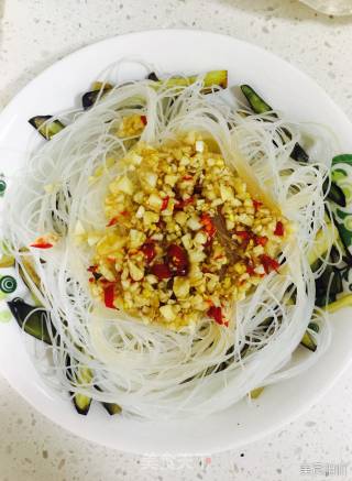 蒜蓉粉丝蒸茄子的做法