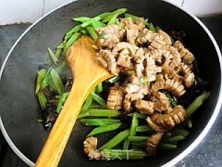 芹菜炒腰花的做法步骤：18