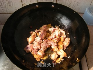 东北菜——鸡肉炖粉条的做法步骤：4