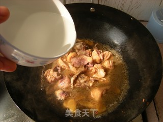 东北菜——鸡肉炖粉条的做法步骤：5