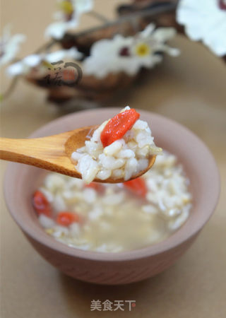 燕麦枸杞粥的做法