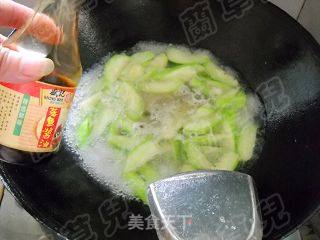 麻花丝瓜粉丝素汤的做法步骤：7
