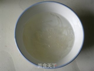 杏仁豆腐的做法步骤：1