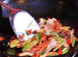 潮州小炒肉的做法步骤：18