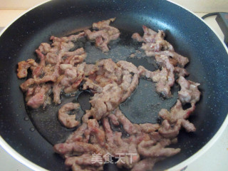 黑椒耗油牛肉丝的做法步骤：3