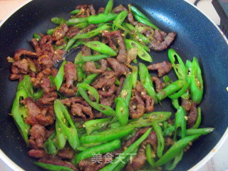 黑椒耗油牛肉丝的做法步骤：5