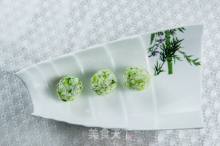 西兰花一“花”二吃---西兰花饭团的做法