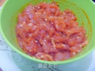 随意组合的美味---红薯花边里脊披萨的做法步骤：5