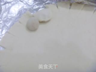 随意组合的美味---红薯花边里脊披萨的做法步骤：11