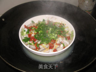 剁椒蒸九吐鱼的做法步骤：5