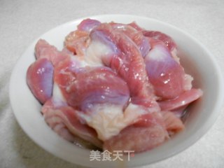 炒鸡肾的做法步骤：1