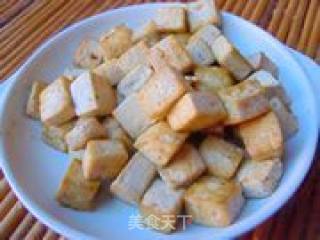 简单家常菜——白菜帮烧豆腐的做法步骤：4