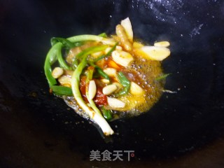 红烧昂刺鱼的做法步骤：4