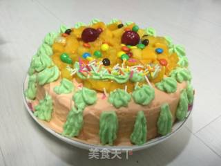 夏威夷的太阳彩色奶油蛋糕