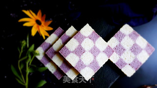 白紫棋格面包的做法