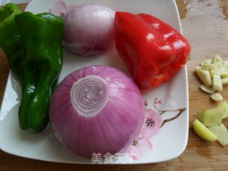 洋葱炒牛肉的做法步骤：3