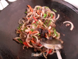 洋葱炒牛肉的做法步骤：9