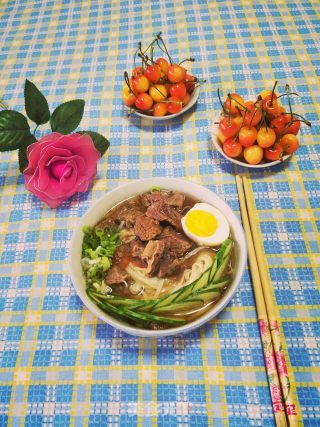 红油牛肉面的做法