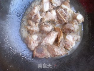 土豆烧排骨的做法步骤：5