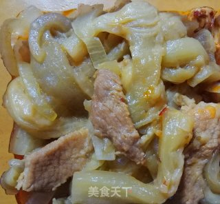 洋葱肉片烧茄子的做法