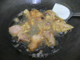 咸蛋炸鸡的做法步骤：5