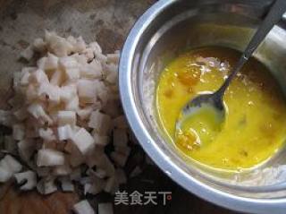 鸡蛋藕饼的做法步骤：2