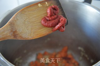 红酒烧牛腩百叶结的做法步骤：5