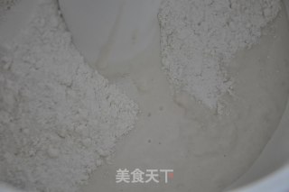 完全天然酵母发酵 – 超有弹性的红糖核桃面包的做法步骤：1