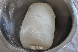 完全天然酵母发酵 – 超有弹性的红糖核桃面包的做法步骤：6