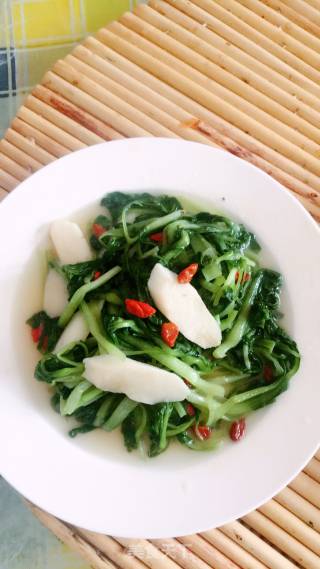 枸杞山药炒菜苗的做法