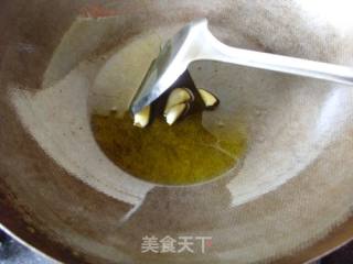 下饭小素菜------------油渣菠菜的做法步骤：4