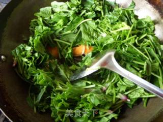 下饭小素菜------------油渣菠菜的做法步骤：7