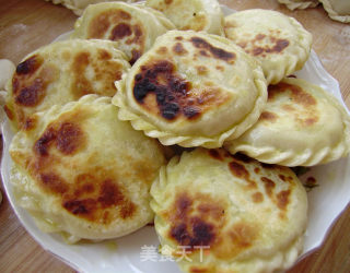 家常主食----烫面白菜馅饼的做法步骤：16