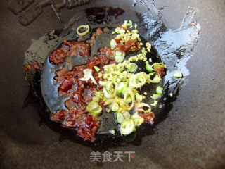 家常菜----尖椒烧豆腐的做法步骤：5
