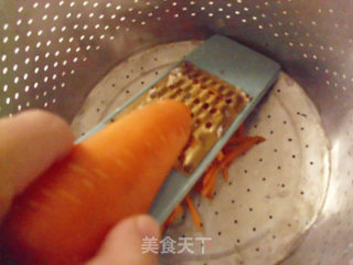 萝卜丝煎饺的做法步骤：2