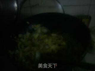简单清淡-白菜炒木耳的做法步骤：3