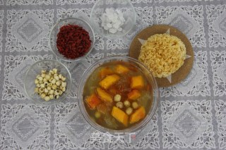 #食帖#银耳莲子汤的做法