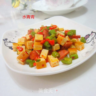 拌香肠豆腐丁的做法
